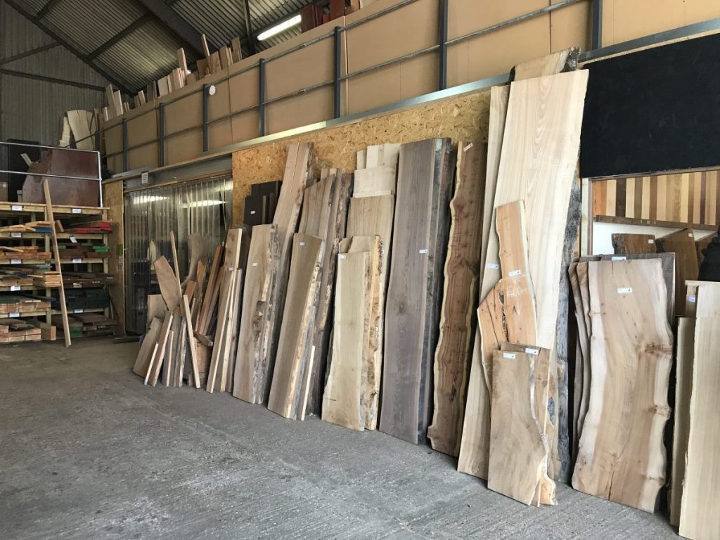 Choosing wood for river table