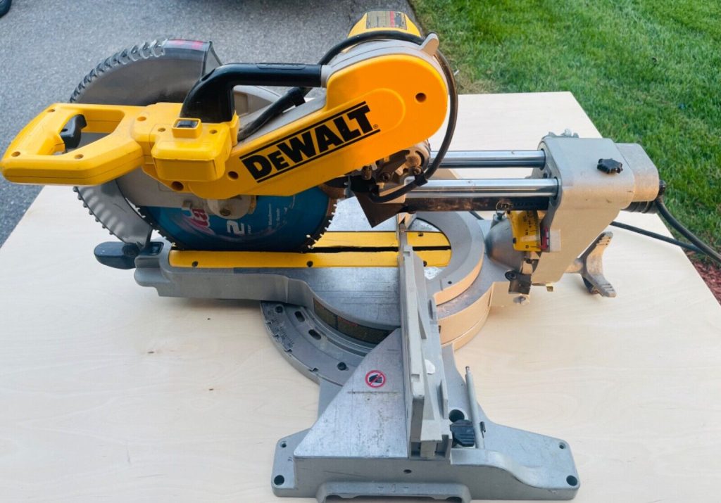 Best 10-Inch and 12-Inch Miter Saws Woodturning Online 41